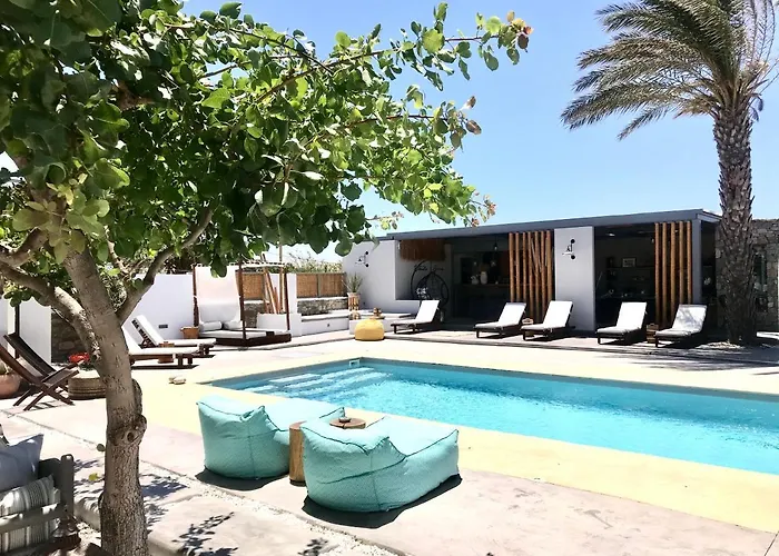 White And Grey شقة *