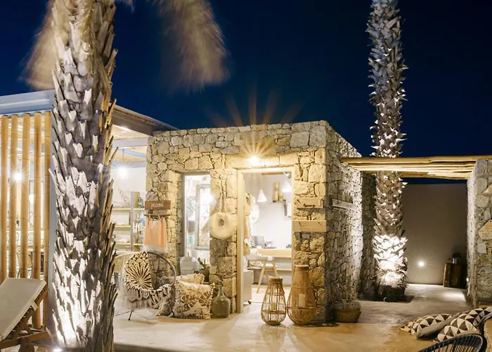 White And Grey شقة *