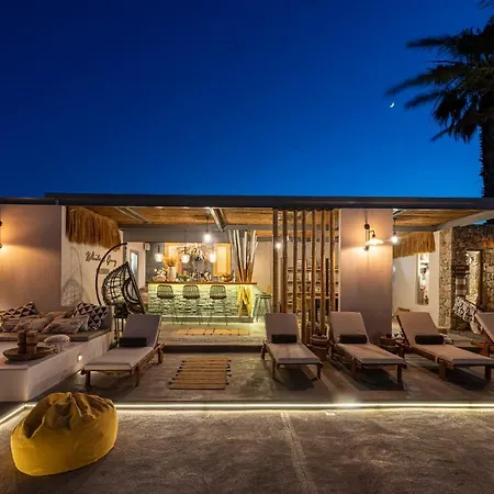 Apartment White And Grey *