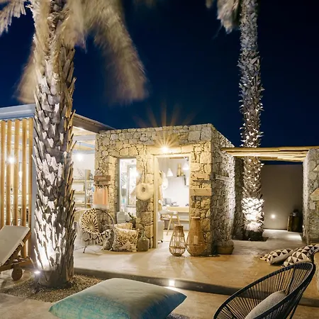 White And Grey Διαμέρισμα *